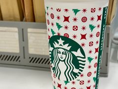-星巴克(上海长宁来福士1F店)