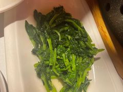 清炒豌豆尖-小河盐帮·私家菜·烤鸭(三元桥·霄云路店)