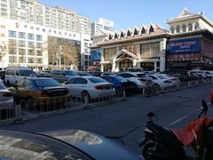 场地-翠微牡丹园停车场