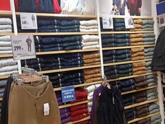 -优衣库(上海颛桥万达广场店)