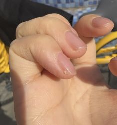 -拾花印记美甲店