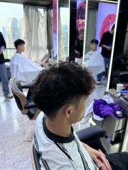 -藤野造型烫发染发