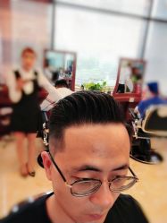 -尼特斯男士发型馆