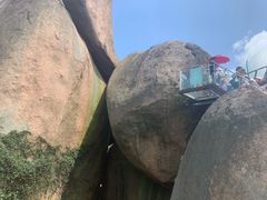 -巨石山景区