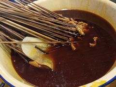 -拈签一笑黄牛肉辣卤串串