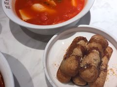 -渝是乎酸菜鱼(龙旗购物中心店)