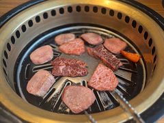 -炼火烤肉店