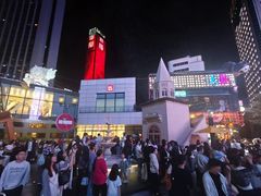 -中航城君尚购物中心