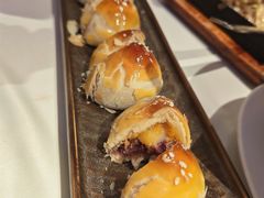 自制子姜叉烧酥-侨美食家·41年地道粤菜(珠江新城店)