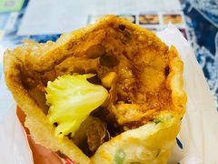 炸蛋葱油饼-小红车炸蛋葱油饼