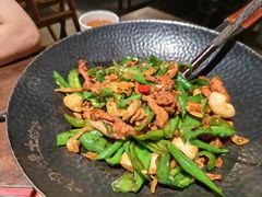 辣椒炒土猪肉-洞庭土菜馆(天河北总店)