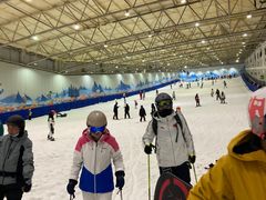 -乔波室内滑雪场