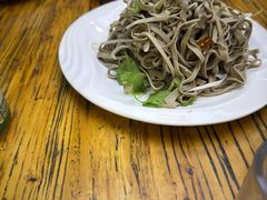 -溢心园香河肉饼总店