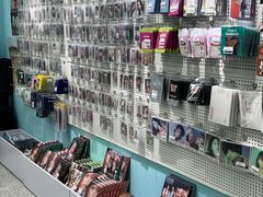 -Love Star追星馆(上海大悦城店)
