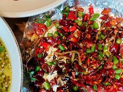 -临界音乐酒馆·小龙虾·江湖菜(华熙LIVE·鱼洞店)