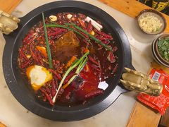 -黄潇洒老火锅(九眼桥宏济巷店)