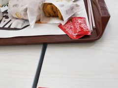 -华莱士·全鸡汉堡(艳粉店)