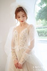 -艾米丽婚纱礼服