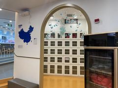 -龙格亲子游泳·水育早教中心(华亿大润发店)