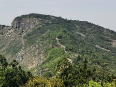 -灵岩山风景区