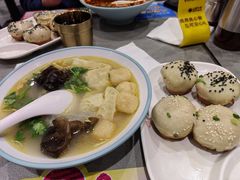 -小杨生煎(白玉兰广场店)