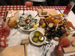 -The Crab Pot Seattle