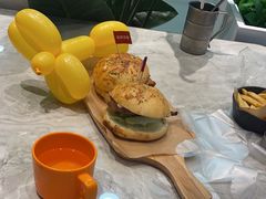 -必胜客(上海新南方商城PH店)