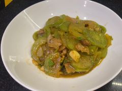 -黄泥岗·地道湖北菜(奥特莱斯店)