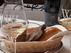 -Wolfgang’s Steakhouse 沃夫冈牛排馆(上海白玉兰广场店)