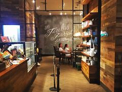 -星巴克(东莞常平富盈广场店)