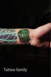 微信号15921903323-TATTOO FAMILY刺青纹身工作室