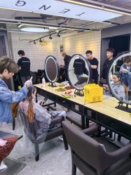 -藤野造型烫发染发