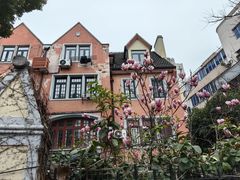 -常熟路(地铁站)