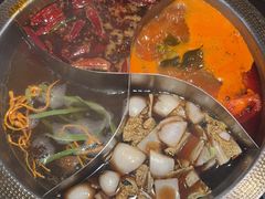 -廖掌柜·重庆鲜货火锅(上海首店)