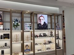 -无界眼镜MaxLess(南翔印象城店)