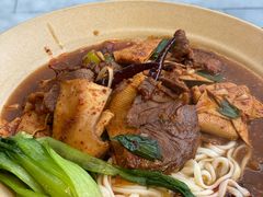 -方铲铲·成都板凳面(滨江银泰店)