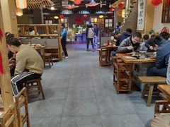 大堂-锅来乐地锅鸡(安亭店)