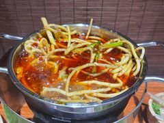 -独食火锅·半米屋台(直营总店)