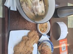 -百年老字号·观振兴蟹黄面·三虾面·苏式面(观前街富仁坊巷店)