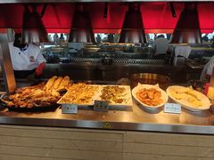 -荣誉国际酒店-云顶旋转餐厅