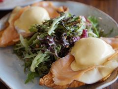 -ROAST coffee & eatery