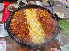 -高基五春川炒鸡排 韩国料理(威海总店)