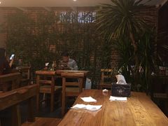 -万记麻辣烫国展总店