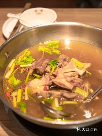 福州美食｜凌晨都吃得上的牛排火锅！  