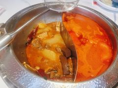 特色牛腩鸳鸯锅-左庭右院鲜牛肉火锅(环球港店)