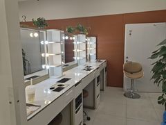 -HIMO海马体照相馆(上海华润CP静安店)