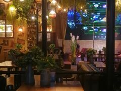 -临界音乐酒馆·小龙虾·江湖菜(华熙LIVE·鱼洞店)