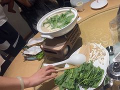 -瓦国小镇·果木烤鸭·融合菜(西口店)