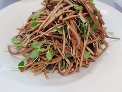 豆苗豆腐丝-东门烤鸭店(鼓楼店)