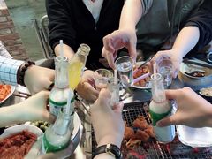 -马路牙子烧烤音乐酒馆(望京店)